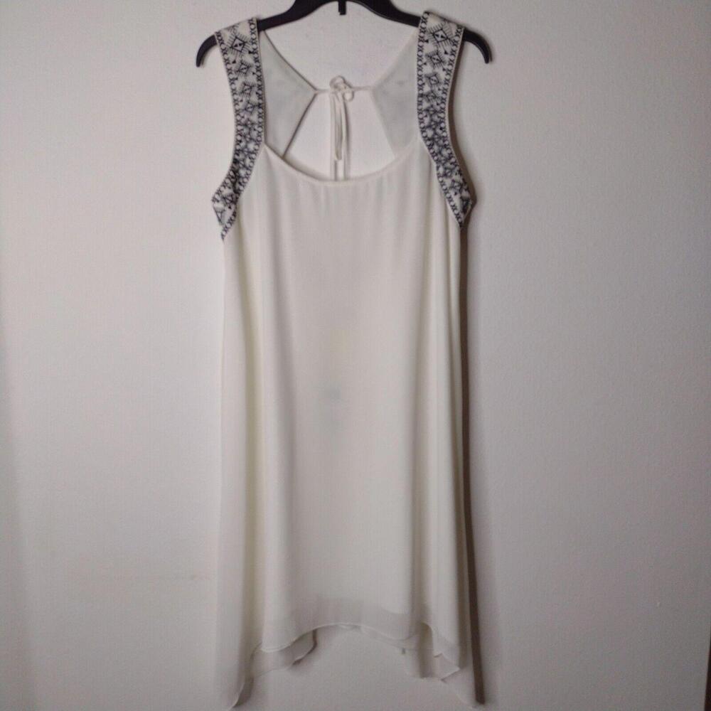 NWT BCBGeneration Women's White Dress Size Large